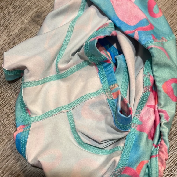 FLEO reward flamingo shorts - Picture 3 of 3